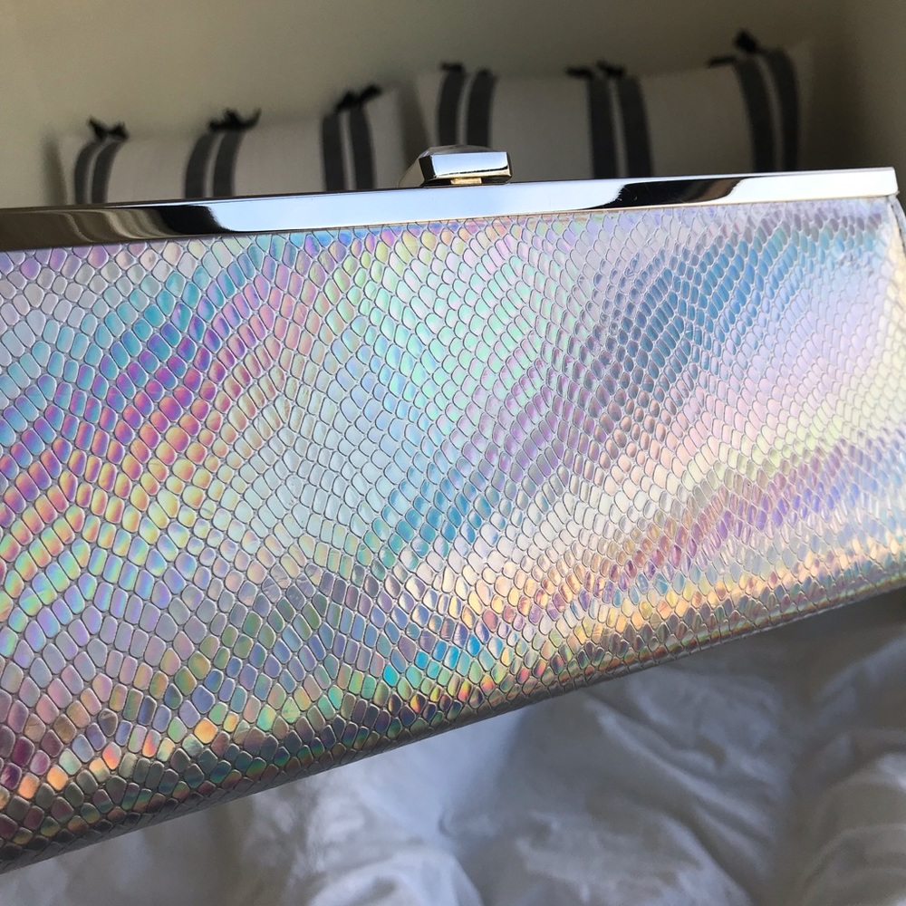 Clutch (great for prom)